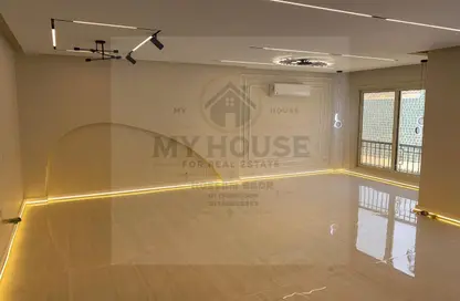 Apartment - 3 Bedrooms - 3 Bathrooms for rent in Stone Residence - 5th Settlement Compounds - The 5th Settlement - New Cairo City - Cairo