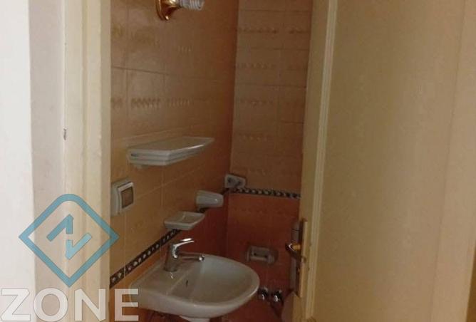 8716302 - Property Image 2