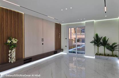 Apartment - 3 Bedrooms - 3 Bathrooms for sale in Gate 4 old - Horus - Hadayek El Ahram - Giza Apartment - 3 Bedrooms - 3 Bathrooms for sale in Gate 4 old - Horus - Hadayek El Ahram - Giza