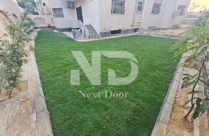 Apartment - 5 Bedrooms - 3 Bathrooms for sale in 2nd Neighborhood - 1st District East - Shorouk City - Cairo