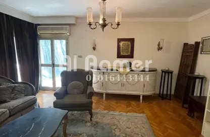 Apartment - 2 Bedrooms - 1 Bathroom for rent in Souk Zahraa Al Maadi St. - Zahraa El Maadi - Hay El Maadi - Cairo
