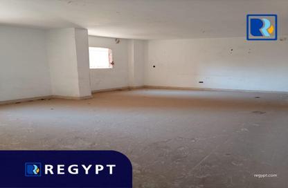 Office Space - 4 Bedrooms - 3 Bathrooms for rent in Al Laselky St. - El Laselky - New Maadi - Hay El Maadi - Cairo