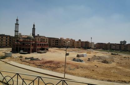 شقة - 3 غرف نوم - 3 حمامات للبيع في المجاورة الرابعة - المنطقة الخامسة - مدينة الشروق - القاهرة