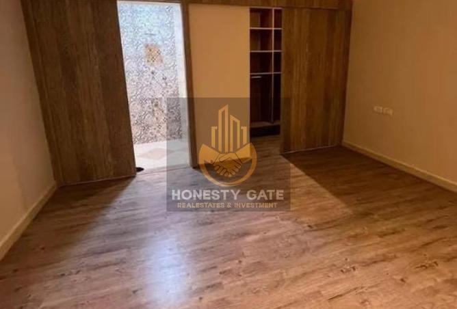 99121628 - Property Image 3