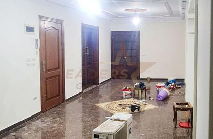 Apartment - 3 Bedrooms - 2 Bathrooms for sale in Mahmoud Al Essawy St. - Sidi Beshr - Hay Awal El Montazah - Alexandria