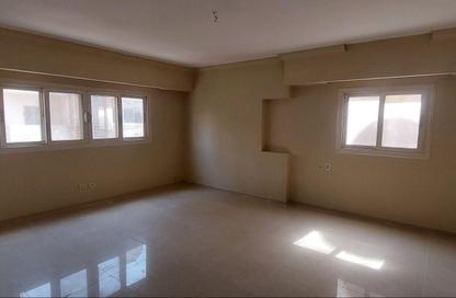 Apartment - 3 Bedrooms - 2 Bathrooms for rent in Al Zahraa St. - Dokki - Giza Apartment - 3 Bedrooms - 2 Bathrooms for rent in Al Zahraa St. - Dokki - Giza