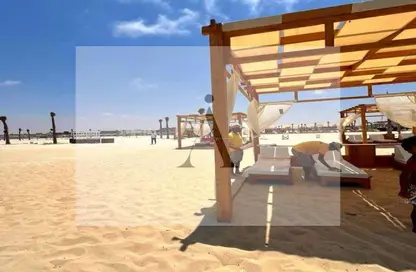 Chalet - 2 Bedrooms - 2 Bathrooms for sale in Mountain View - Ras Al Hekma - North Coast