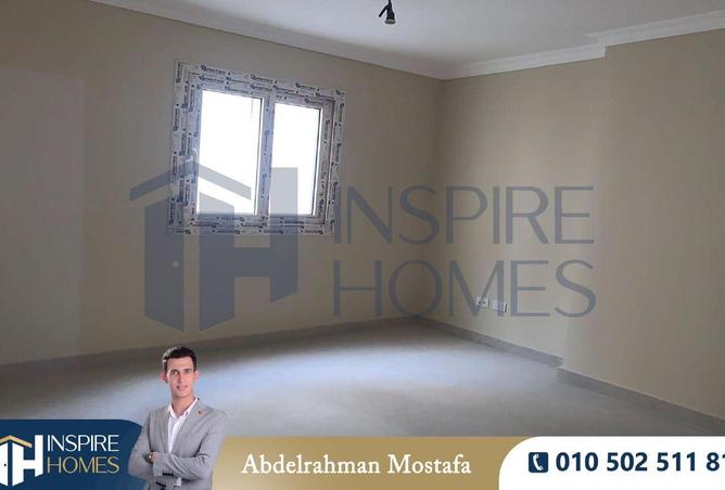 8493981 - Property Image 2