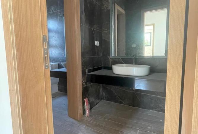 57242175 - صورة العقار 2