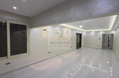 Apartment - 3 Bedrooms - 2 Bathrooms for sale in 7th Sector - Zahraa El Maadi - Hay El Maadi - Cairo