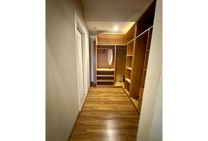 8521350 - Property Image 3