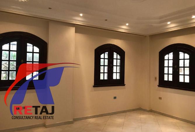 8521349 - Property Image 2