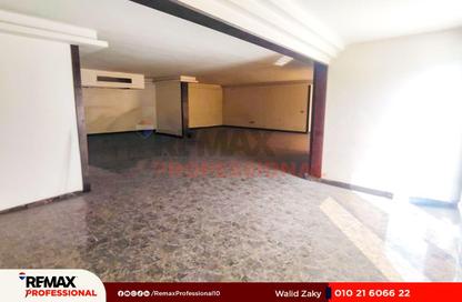 Duplex - 3 Bedrooms - 4 Bathrooms for sale in Mohamed Fawzy Moaz St. - Smouha - Hay Sharq - Alexandria