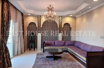 Apartment - 4 Bedrooms - 3 Bathrooms for rent in Area F - Ganoob El Acadimia - New Cairo City - Cairo