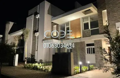 Townhouse - 5 Bedrooms - 4 Bathrooms for sale in Al Maqsad - New Capital Compounds - New Capital City - Cairo