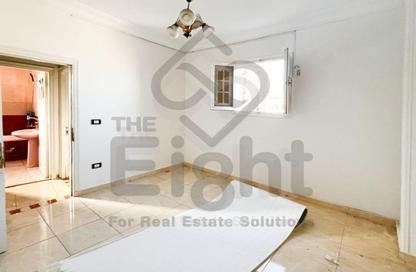 Apartment - 3 Bedrooms - 2 Bathrooms for sale in Champollion St. - Azarita - Hay Wasat - Alexandria