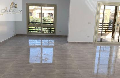 Apartment - 3 Bedrooms - 3 Bathrooms for rent in Area B - Ganoob El Acadimia - New Cairo City - Cairo