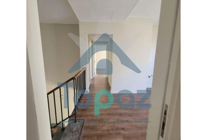 8700498 - Property Image 2