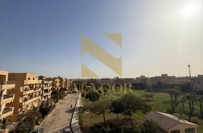 شقة - 3 غرف نوم - 2 حمامات للبيع في شارع البستان - الحي التاسع - الشيخ زايد - الجيزة