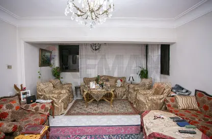 شقة - 2 غرف نوم - 1 حمام للبيع في مصطفي كامل - حي شرق - الاسكندرية