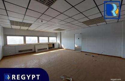 Office Space - Studio - 2 Bathrooms for rent in Al Gezira El Wosta St. (Yousef Kamel) - Zamalek - Cairo