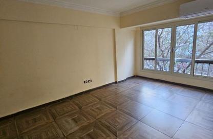 Apartment - 3 Bedrooms - 2 Bathrooms for rent in Street 233 - Degla - Hay El Maadi - Cairo