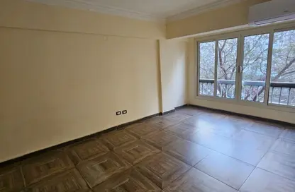 شقة - 3 غرف نوم - 2 حمامات للايجار في شارع 233 - دجلة - حي المعادي - القاهرة