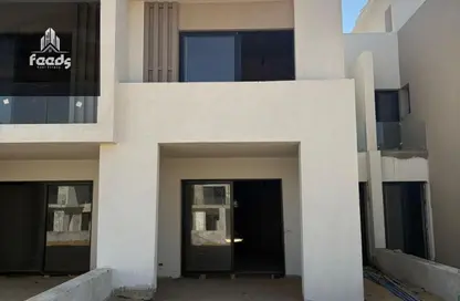 Townhouse - 3 Bedrooms - 3 Bathrooms for sale in Hyde Park - New Cairo City - Cairo