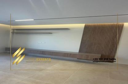 Apartment - 2 Bedrooms - 2 Bathrooms for rent in Moon Residences - Fifth Square - The 5th Settlement - New Cairo City - Cairo