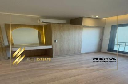 Apartment - 2 Bedrooms - 2 Bathrooms for rent in Moon Residences - Fifth Square - The 5th Settlement - New Cairo City - Cairo