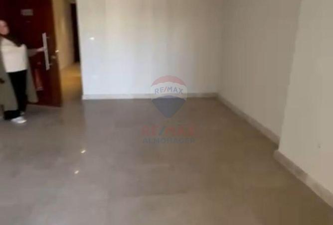 57484857 - Property Image 3