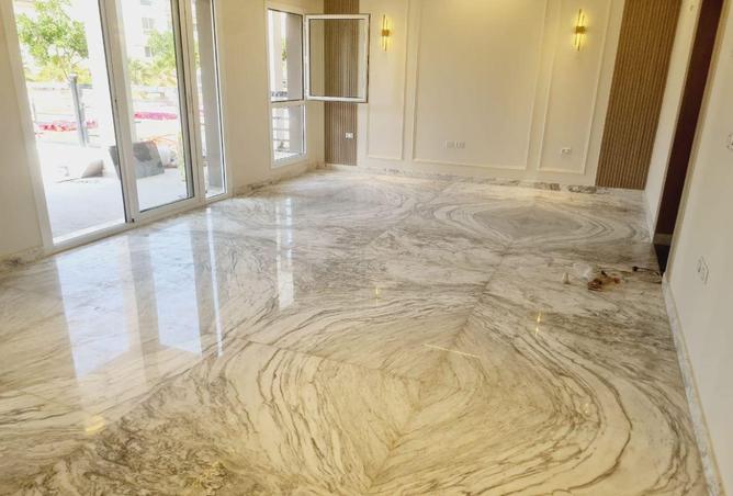 8712037 - Property Image 3