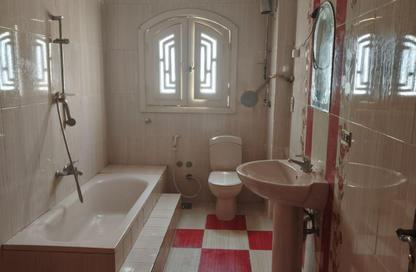 Apartment - 3 Bedrooms - 3 Bathrooms for rent in Al Sadat Axis - The 1st Settlement - New Cairo City - Cairo