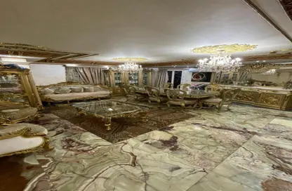 سطح - 5 غرف نوم - 7 حمامات للبيع في مساكن شيراتون - شيراتون المطار - النزهة - القاهرة