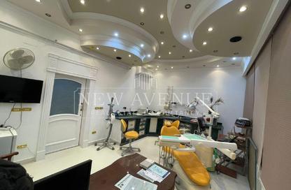 Clinic - Studio - 1 Bathroom for rent in The Yard Mall - New Cairo City - Cairo
