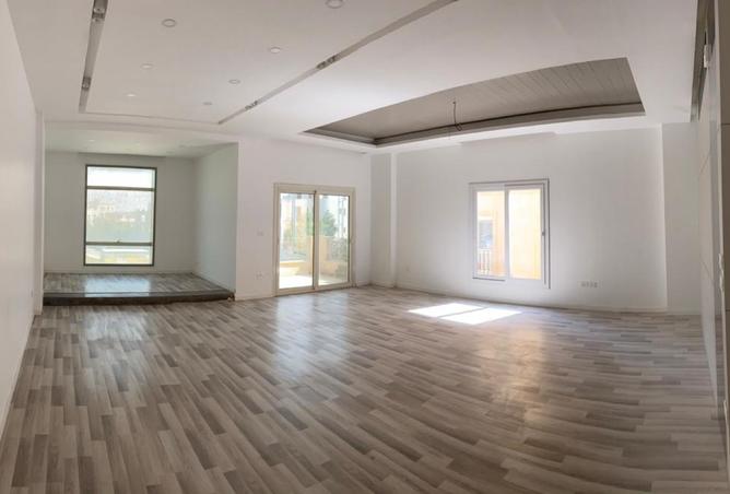 100647452 - Property Image 2