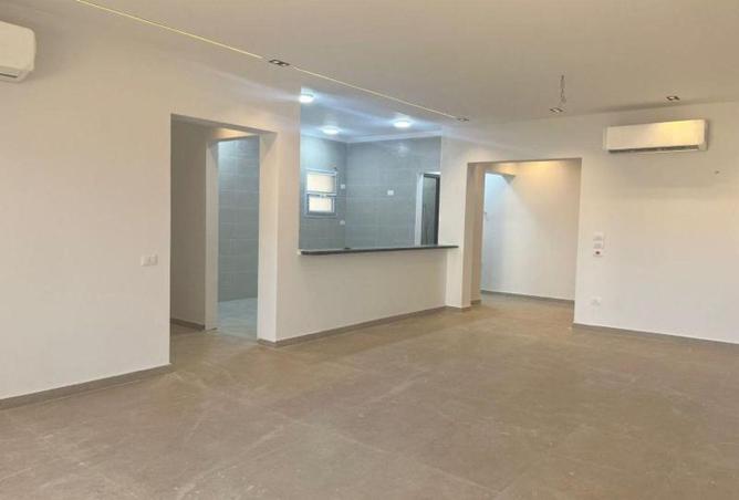 53220497 - Property Main Image