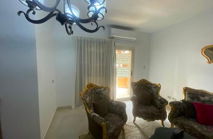 Apartment - 3 Bedrooms - 3 Bathrooms for rent in Mena Residence - South Investors Area - New Cairo City - Cairo