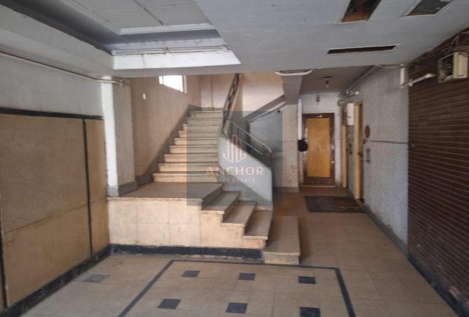 102906237 - Property Image 3