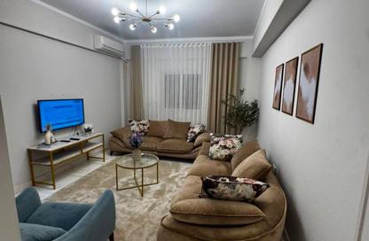 Apartment - 2 Bedrooms - 1 Bathroom for rent in Orouba Axis - Area A - Ganoob El Acadimia - New Cairo City - Cairo