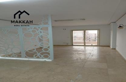 Office Space - Studio - 3 Bathrooms for rent in Mostafa Al Nahas St. - 6th Zone - Nasr City - Cairo