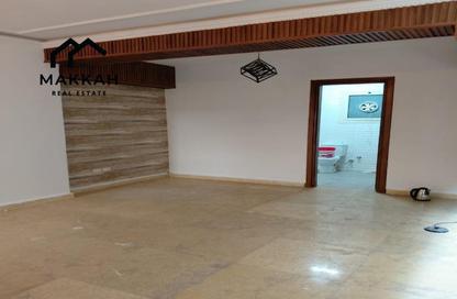 Office Space - Studio - 3 Bathrooms for rent in Mostafa Al Nahas St. - 6th Zone - Nasr City - Cairo
