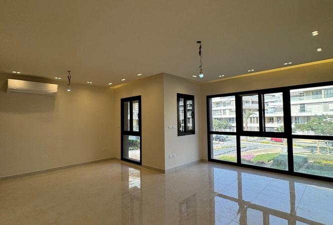 55999046 - Property Main Image