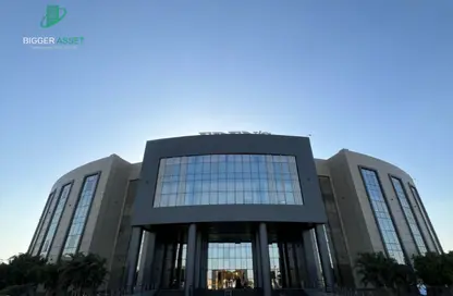 مساحات مكتبية - 6 غرف نوم - 4 حمامات للايجار في شارع 70 - الحي الثاني - التجمع الخامس - مدينة القاهرة الجديدة - القاهرة