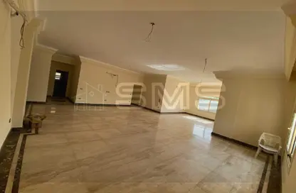 شقة - 3 غرف نوم - 3 حمامات للايجار في غرب الجولف - كمبوندات القطامية - القطامية - مدينة القاهرة الجديدة - القاهرة