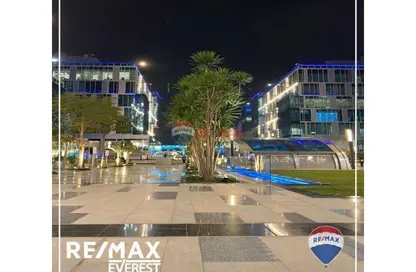 Office Space - 2 Bedrooms for sale in Arkan Plaza - 26th of July Corridor - Sheikh Zayed City - Giza