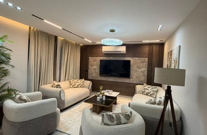 Apartment - 3 - 3 for sale in Amorada New Cairo - 5th Settlement Compounds - The 5th Settlement - New Cairo City - Cairo