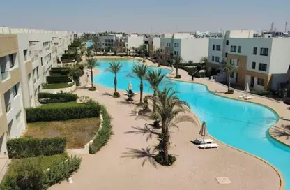 Chalet - 2 Bedrooms - 2 Bathrooms for sale in Azha - Al Ain Al Sokhna - Suez