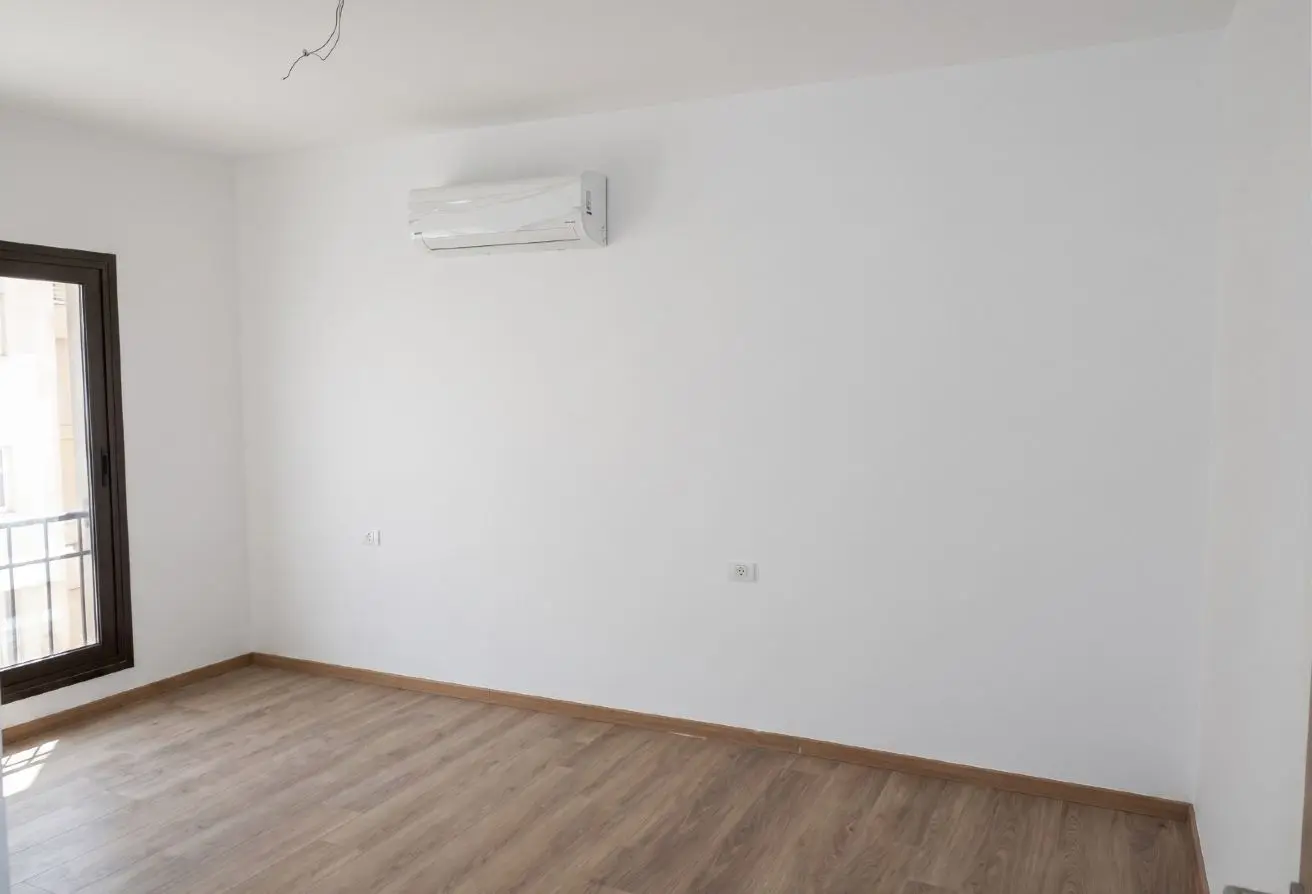 109631946 - Property Main Image