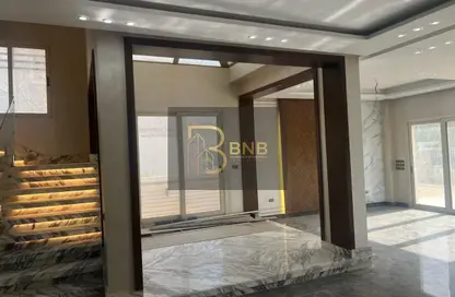 فيلا - 5 غرف نوم - 5 حمامات للايجار في كايرو فيستيفال سيتى - المستثمرين الشمالية - مدينة القاهرة الجديدة - القاهرة